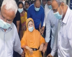 খালেদা জিয়া ফের হাসপাতালে ভর্তি